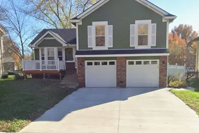 Image de Cozy Large Room In Quiet Neighborhood