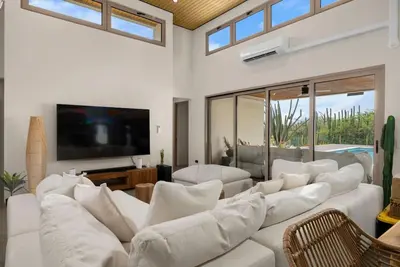 Image de New 4br Villa 5min to Palm Beach & Ritz by Bocobay