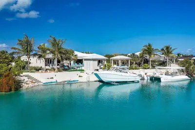 Image de Moringa Villa 4 Br - Canalfront