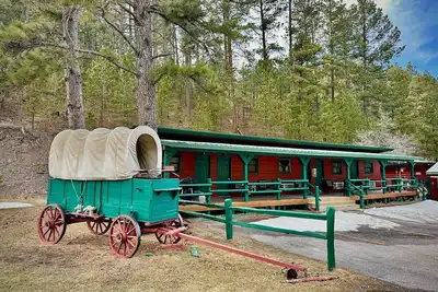 Room 16 – Classic Comfort