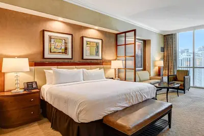 Image de Mgm Signature-30-619 Strip View Jacuzzi Studio