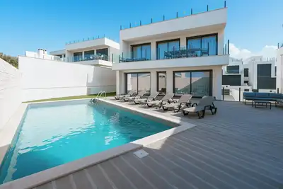Image de Eden Villa, avec jacuzzi et vue océan