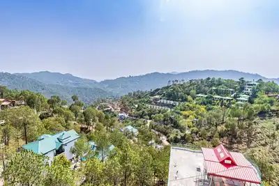 Image de Valley View 2bhk Apartment in Kasauli by Homeyhuts