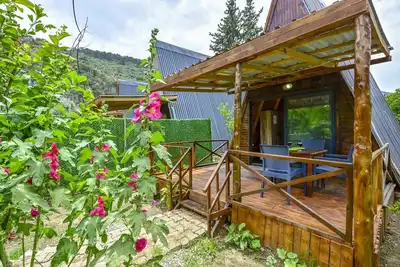 Image de Spacious 5-bedroom bungalow with Ac, WiFi in amazing MuÄźla