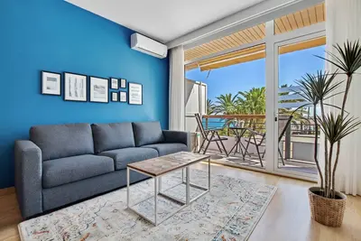 Image de Appartement à Torremolinos avec Vue sur Mer