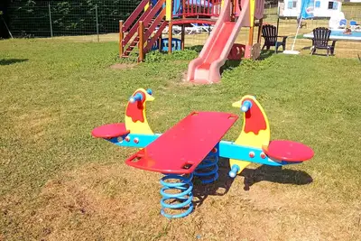 Image de Mobil home 7/pers, dans camping situé à barzan à 17kms de Royan avec piscine.