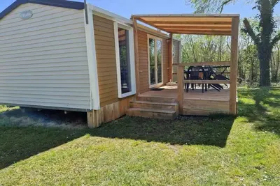 Image de Camping 4 étoiles - Piscine  - ccbbghh