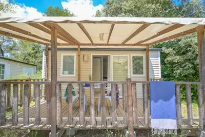 Image de Camping 3 étoiles - Piscine - ccbbgih