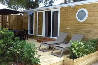 Image de Camping 3 étoiles - Piscine  - ccbbhcb