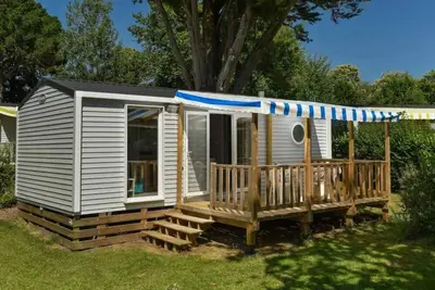 Image de Camping 3 étoiles - Piscine  - ccbbhfe