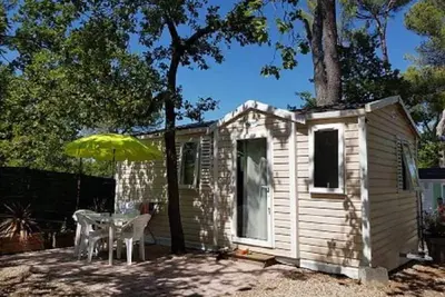 Image de Camping 3 étoiles - Piscine - ccbbhge