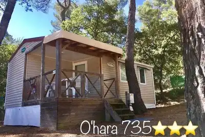 Image de Camping 3 étoiles - Piscine - ccbbhgg