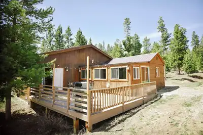 Image de Cozy 2 bedroom Cabin in the Woods-Pet Friendly