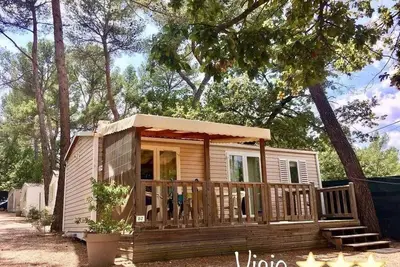 Image de Camping 3 étoiles - Piscine - ccbbhhb