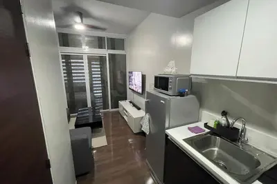 Image de Urban Contemporary 1br w/ Balcony @ Air Residences Makati
