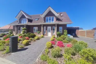 Image de Garden view vacation home - new build with luxury furnishings