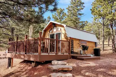 Image de Charming Cabin with Ac, heating, hot tub, and WiF, Park Pass in Hermosa