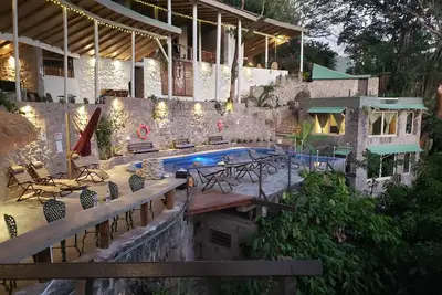 Image de Peaceful stay w/Balcony | Spa, Pool access & beach nearby | Scenic Nature Hike