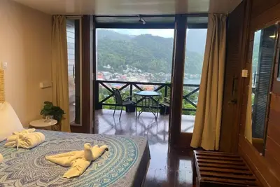 Image de Vibrant Soufrière Haven w/ Spa, Pool, Beach Access & Pitons Trails