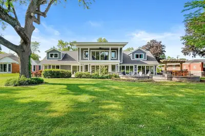 Image de Spacious 5-Bedroom Golf Course Home Perfect for Getaways & Special Occasions