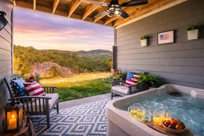 Image de Pool, Baby gear, Hot Tub, Views, Discount Card!
