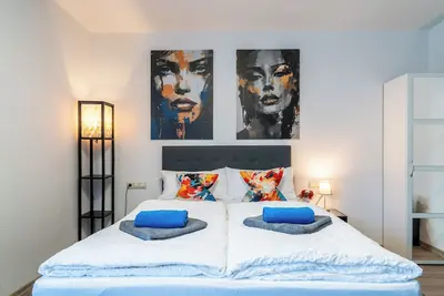 Image de New Gästehaus-Flora, Kitchen, Tv, Free Parking, near Europa-Park and Strasbourg