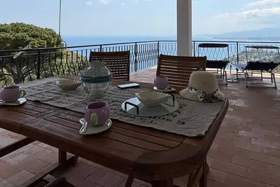 Image de Maison Stalettì entre ciel, mer et figues de Barbarie