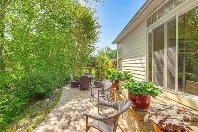 Image de 3 Mi to Bethany Beach: Home w/ Pool Access!