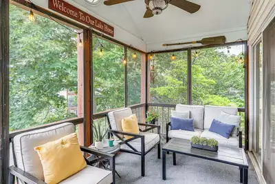 Image de Lakeside Condo w/ Pool in Osage Beach Main Channel