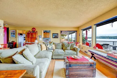 Image de Sunset Beach Cottage: private hot tub & kayaks