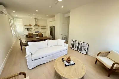 Image de 2br Condo in Downtown Cape May | Above the Mall