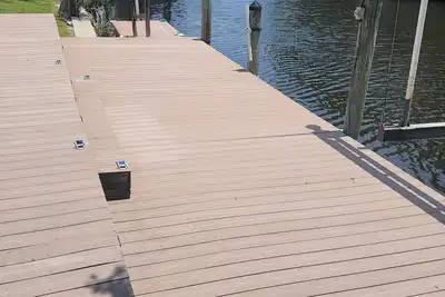 Image de Fisherman's Paradise w/ Waterfront and 2 King suites. Bring your boat! 40' dock