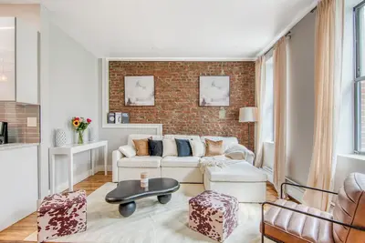 Image de ✨ New Luxe 2br 2ba – King Bed, Fast Wi-Fi, 15 Mins to Times Square