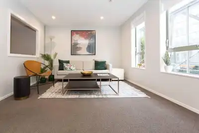 Image de Central | Sleeps 3 | Free Parking Space