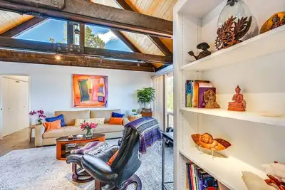 Image de Red Rock Views w/Best Location and Wellness Touch!