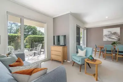 Image de Exceptional Location on the park, the beach, gym, pool with a private garden.