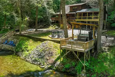 Image de Riverside Escape| Ellijay, Ga
