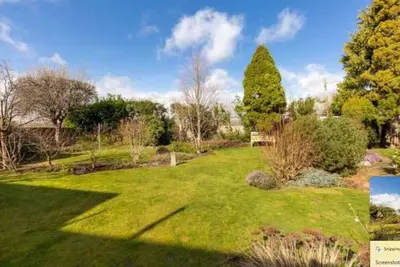 Image de Edinburgh City- Luxury period villa -modern living, private gardens & hot-tub!
