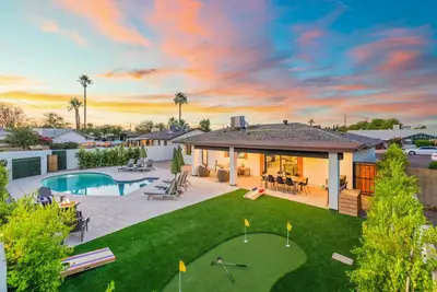 Image de New|The Hensley on Hubbell | Designer Oasis w/Pool
