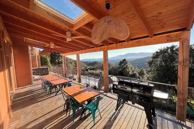 Image de Villa epicure gite de groupe calme vue panoramique piscine chauffe salle de jeux