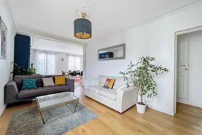 Image de Grande maison avec jardin Ă 10 minutes de Paris