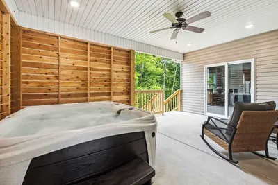 Image de The Veloshire - 0. 1 mi to Mtb Trails-Hot Tub