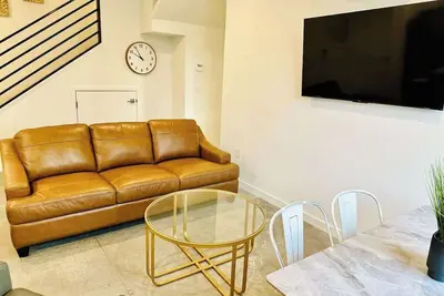 Image de 2 Baths/Sleeps7/ Pets Ok