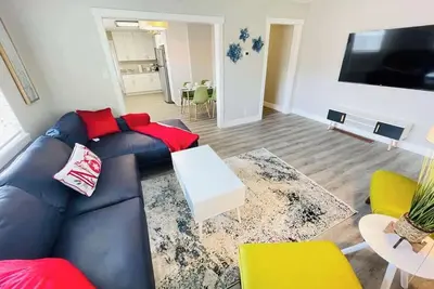 Image de 2Bedroom/3 Min Renown Hospital/ 5 Beds