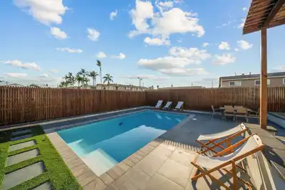 Image de Family Pool House with games!