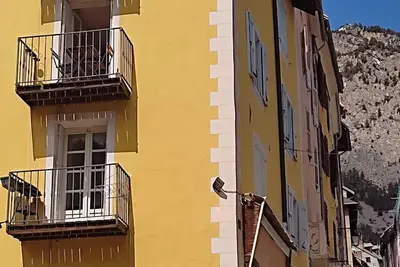 Image de La Casa Gialla : Appartement cosy au cœur du centre historique de Briançon