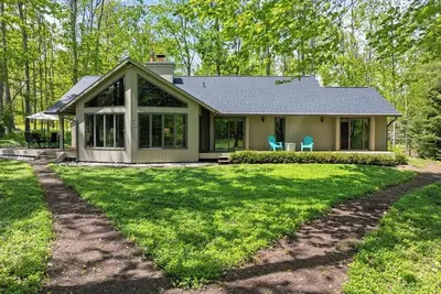 Image de Golfview Greens: 3 Br, 3 Ba House in Harbor Springs, Sleeps 6