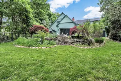 Image de Relaxation Hq – Large Cape Home with Onsite Spa Rpam112