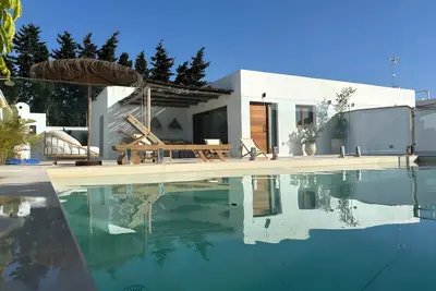 Image de Casa vacacional con piscina privada en el Palmar