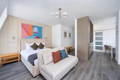 Image de Stunning London Studio Flat- King Bed, Sofa Bed, Kitchen, Bath Near Tower Bridge